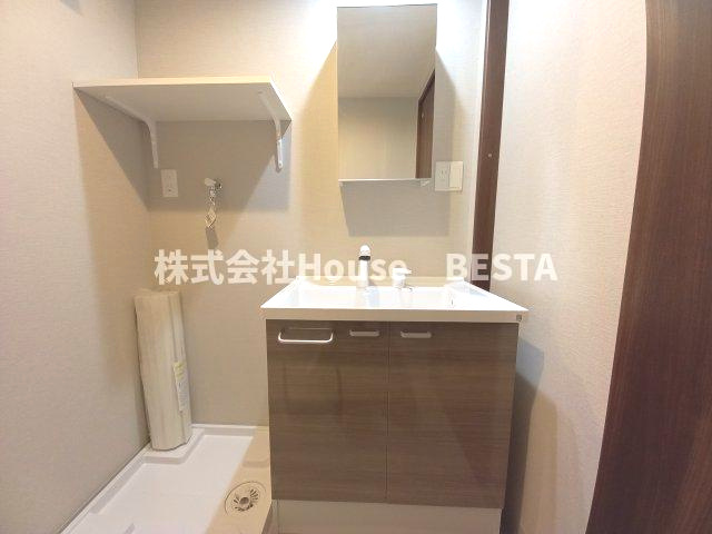 アークメゾン王子公園の独立洗面台