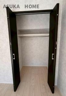 大倉山パークハイツの収納|収納力が豊富なので洋服や荷物が多くあるご家族にもお勧めです。