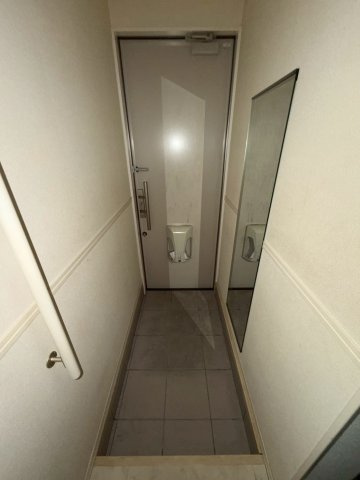 【玄関】