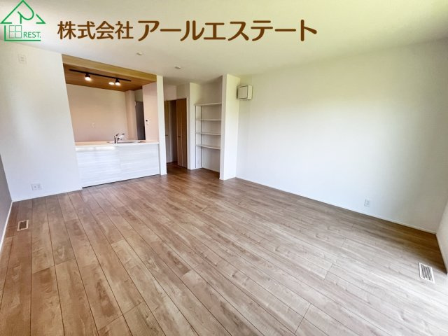 加古郡播磨町二子　1期　　山陽電鉄「西二見駅」徒歩9分の居間・リビング