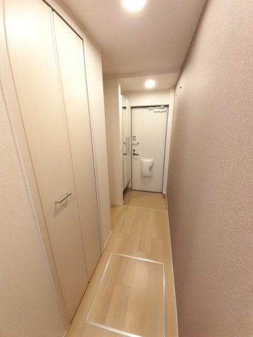 アンド　ザ　ブルー　Ⅱの玄関