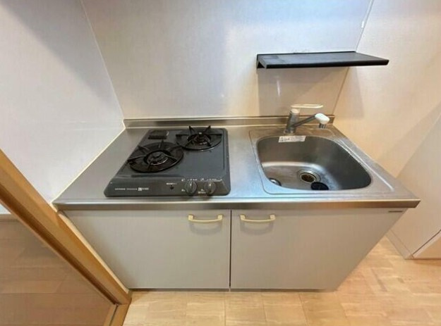 ユーコート府中是政のキッチン|※別号室参考写真です