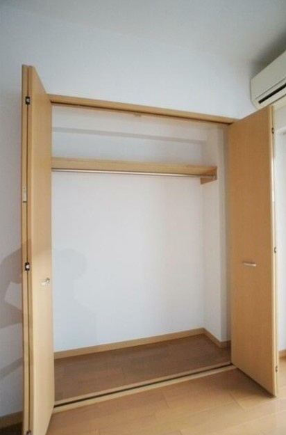ユーコート府中是政の収納|※別号室参考写真です