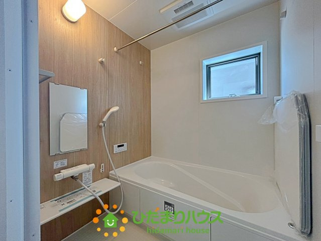 加須市三俣1丁目　新築一戸建て　03　リーブルガーデンの浴室