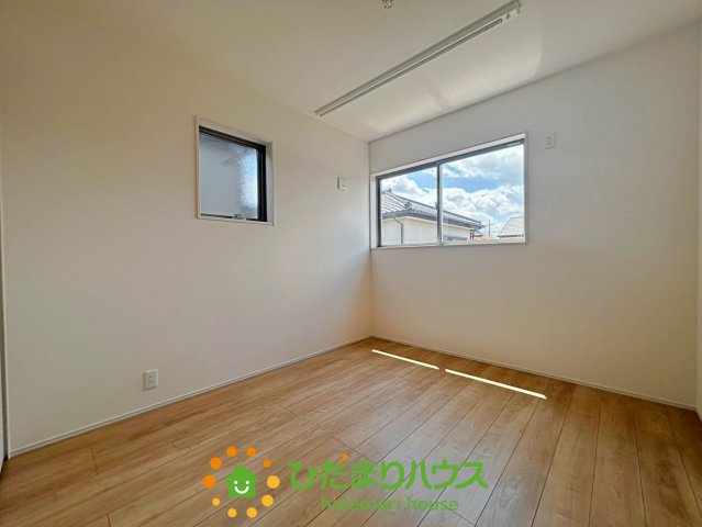 加須市三俣1丁目　新築一戸建て　03　リーブルガーデンの洋室