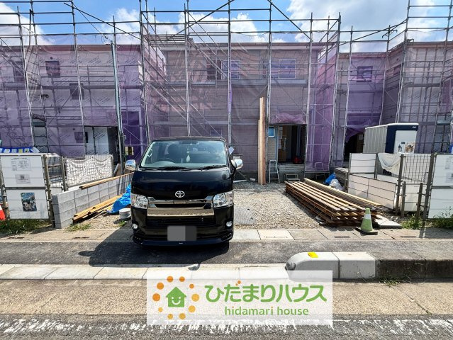 加須市三俣1丁目　新築一戸建て　03　リーブルガーデンの駐車場|08/07/10　撮影