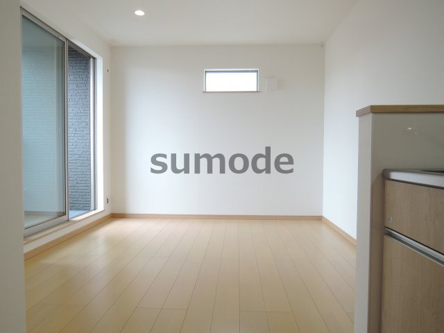 REGALESTセレブ千里丘の居間・リビング