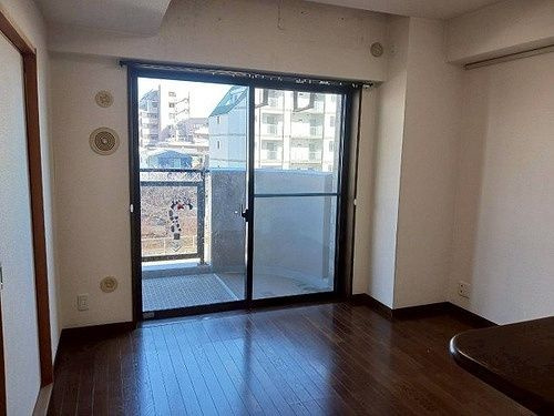 ライオンズマンション菊川リバーサイドのバルコニー