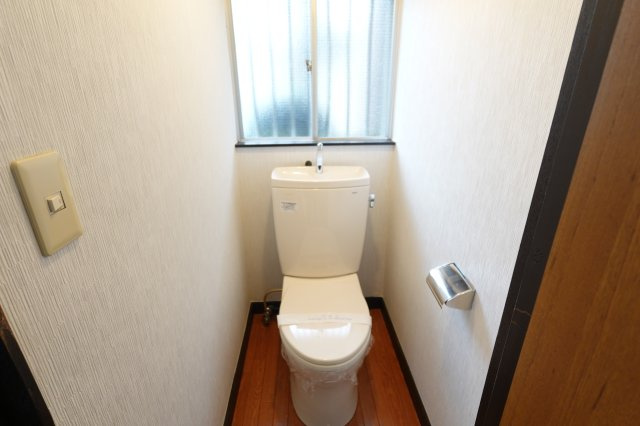 清栄荘のトイレ