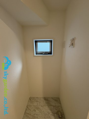 茅ヶ崎市松が丘2丁目　新築戸建　全3棟2号棟のランドリースペース