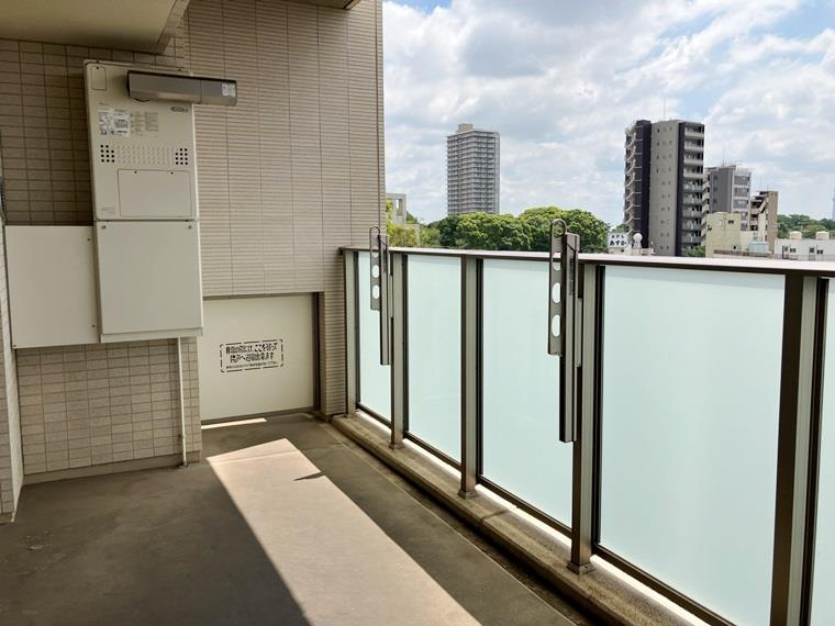 プラウド王子本町のバルコニー