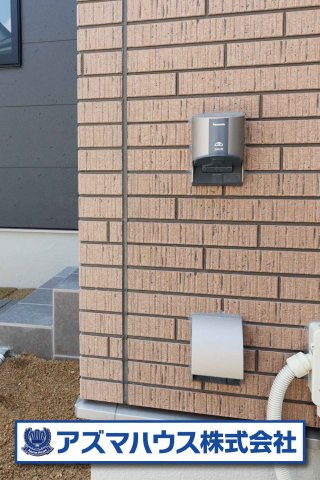 【その他】 | 羽曳野市白鳥1丁目　中古戸建 | EVコンセント完備！電気自動車は環境に優しく、補助金制度や税金面でのメリットもあります。