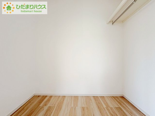 ひたちなか市東大島1期　新築戸建の収納|"ママに人気のウォークインクローゼット付き！
コートやジャケットはもちろん、季節物や布団なども全部収納できちゃいます(^^)/"