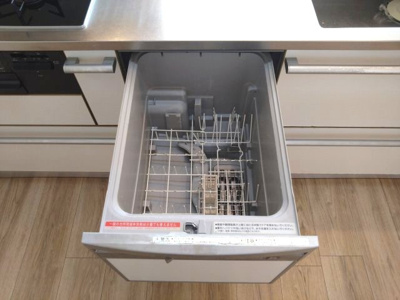 【その他】 | ローレルコートエスタ鹿山 | 3口コンロ付なのでお料理がはかどります！煮込み料理などお時間の掛かる料理をしながら他の料理も作れるので料理時間の短縮にもなりますね♪