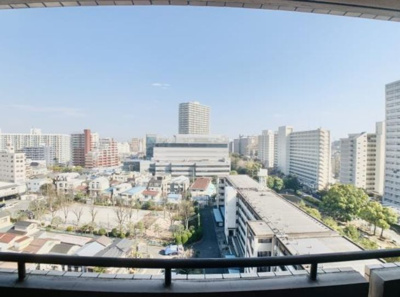 【展望】 | ヴェーネル滝沢 | 開放的で明るい空間を演出してくれるバルコニーです