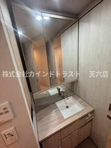 グランソルティア天神の苑のキッチン|ゆったりとした居間です
