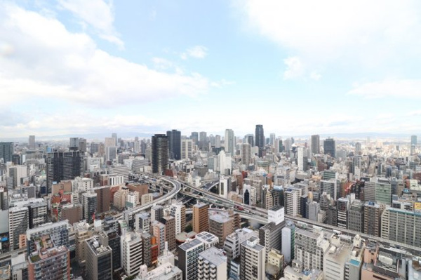 【展望】 | 【物件からの展望】36階部分最上階からの景色です！大阪の街を一望できる、ダイナミックな眺望！