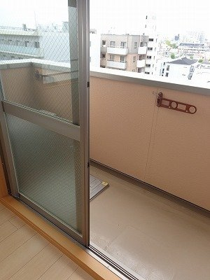 クライン　ハウスのバルコニー|お洗濯にも便利なバルコニー付き