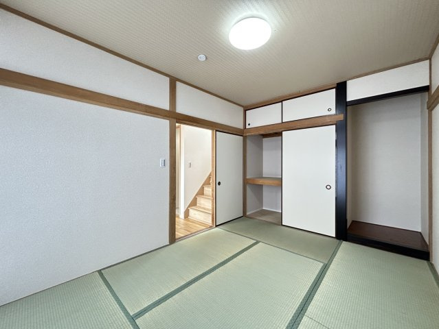 川越市山田　4LDK+カースペース2台付き　中古戸建の和室
