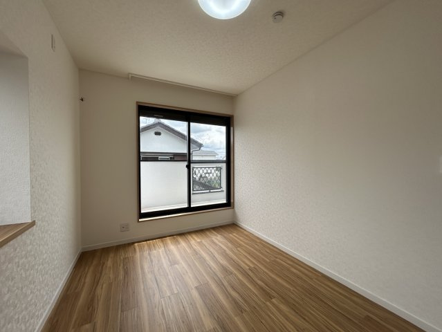 川越市山田　4LDK+カースペース2台付き　中古戸建の洋室