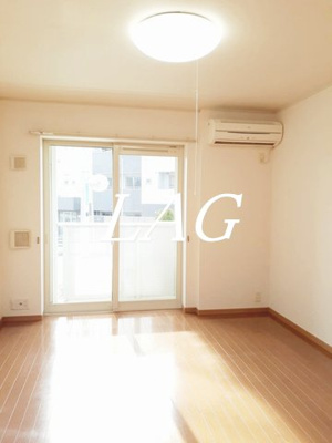 【居間・リビング】 | サンリット・イトウ | 洋室のお部屋です。