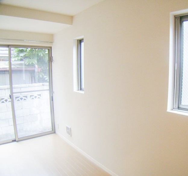 D.グレイスの内装