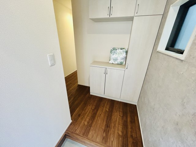 千葉市若葉区愛生町第2の玄関