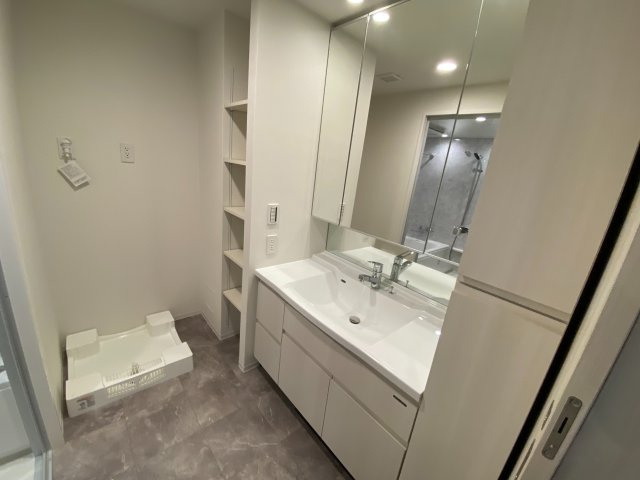 【民泊可能】ブランシエラ那覇開南プレミストの洗面所