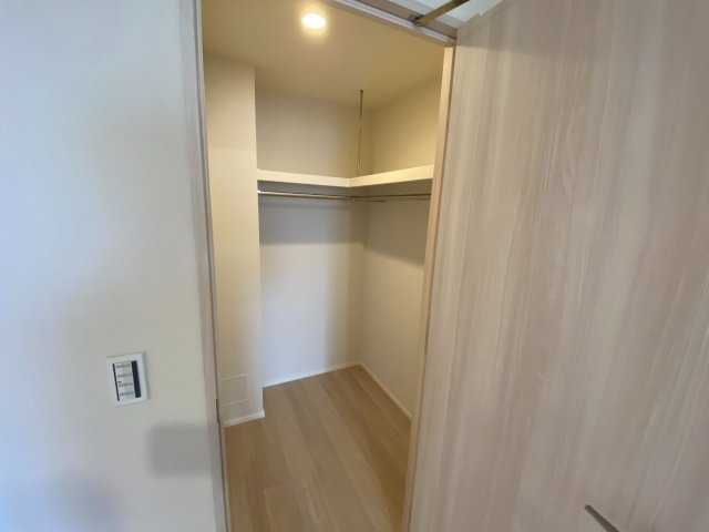 【民泊可能】ブランシエラ那覇開南プレミストの収納