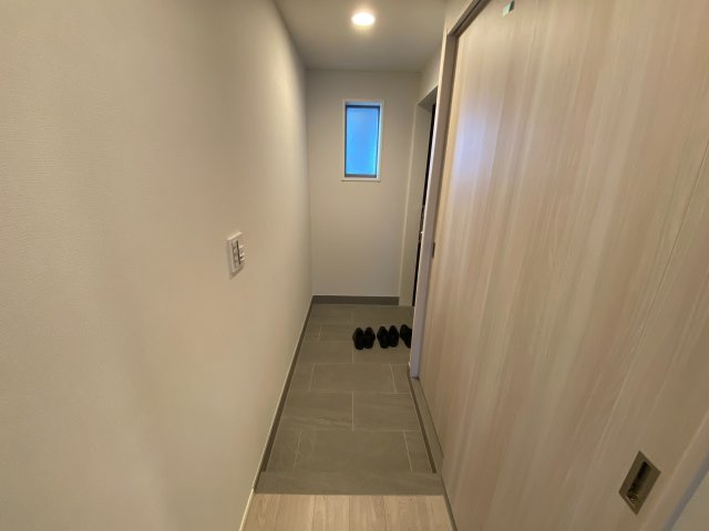 【民泊可能】ブランシエラ那覇開南プレミストの玄関