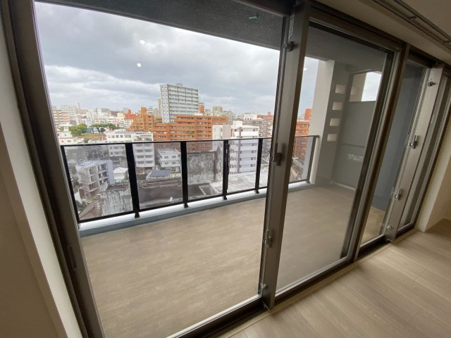 【民泊可能】ブランシエラ那覇開南プレミストのバルコニー