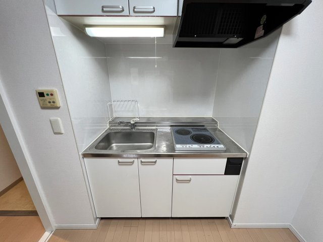 フロンティアタワー九条Ⅲのキッチン