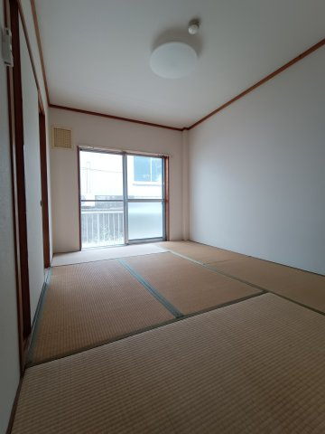 キャッスル大林の和室