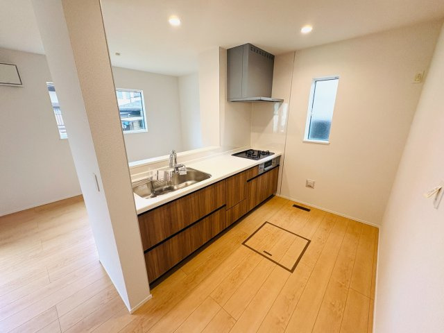 千葉市花見川区こてはし台2丁目24-1期のキッチン|建築施工例