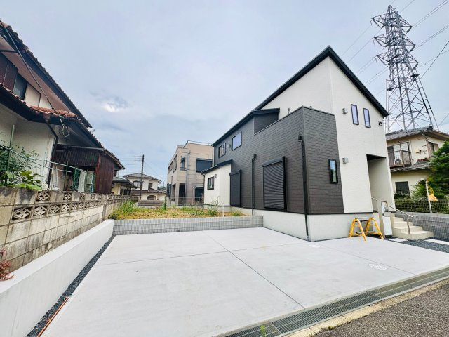 千葉市花見川区こてはし台2丁目24-1期の玄関|建築施工例