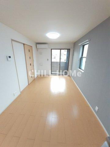 グリーン・プラザⅡの居間・リビング|当社、チルホームのHPもご覧ください(^^)/物件情報多数♪