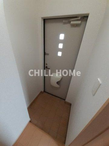 グリーン・プラザⅡの玄関|当社、チルホームのHPもご覧ください(^^)/物件情報多数♪