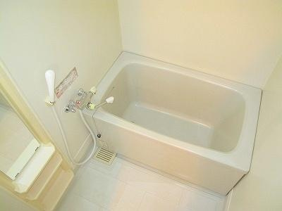 グランシャリオ南大橋の浴室|【人気物件】１日の疲れを♪快適バスタイムが待っています♪