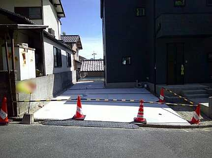 廿日市市上平良字郡塚の駐車場