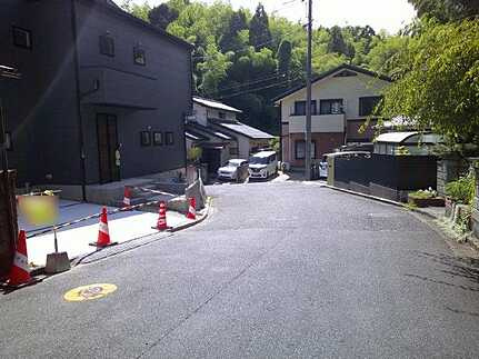 廿日市市上平良字郡塚の前面道路含む現地写真