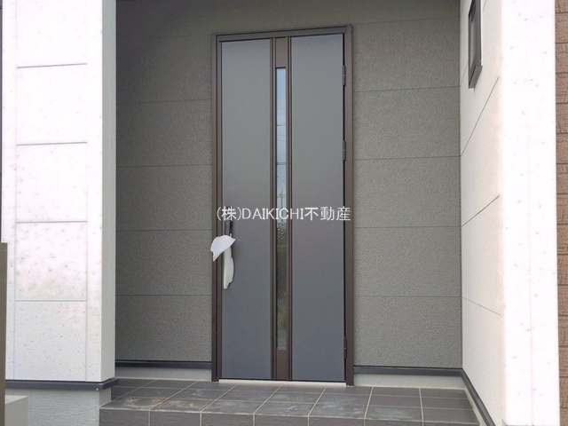 【玄関】 | 加須市三俣1丁目　Livele Garden.S　新築戸建　全5棟　2号棟