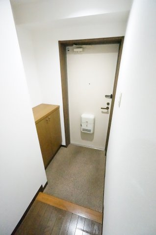 アメージングエステートの玄関|物件、駅でお待ち合わせでのご案内歓迎！
※すべて同タイプのお写真です