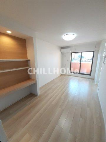 グラース・０３の居間・リビング|当社、チルホームのHPもご覧ください(^^)/物件情報多数♪