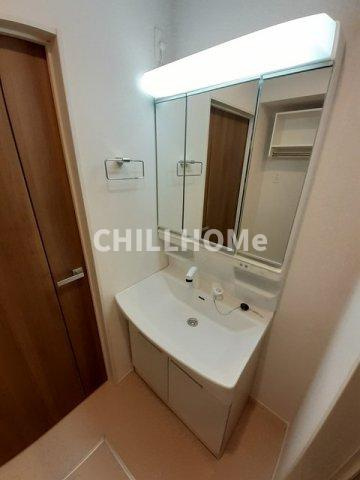 グラース・０３の洗面所|当社、チルホームのHPもご覧ください(^^)/物件情報多数♪