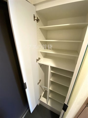 【収納】 | プレサンス横浜大通り公園