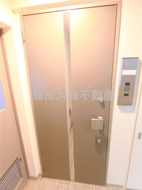 スカイコートパレス蒲田の玄関|玄関扉　上下ダブルロック