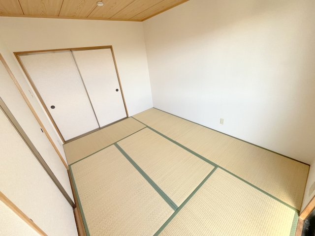 グリーンシャルマン　D棟の和室