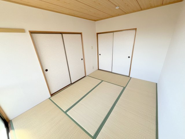 グリーンシャルマン　D棟の和室