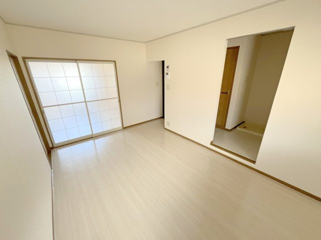 グリーンシャルマン　D棟の居間・リビング