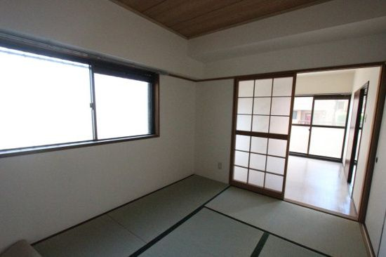 ポートシティ高木Ⅱの和室|い草の香りが落ち着く素敵な和室です